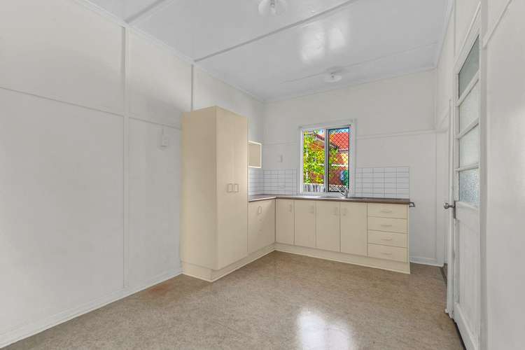 Fourth view of Homely house listing, 745 Cavendish Road, Holland Park QLD 4121