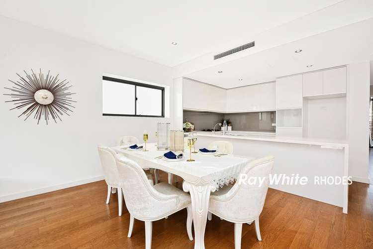 Fifth view of Homely apartment listing, 301/2 Darling Avenue, Rhodes NSW 2138