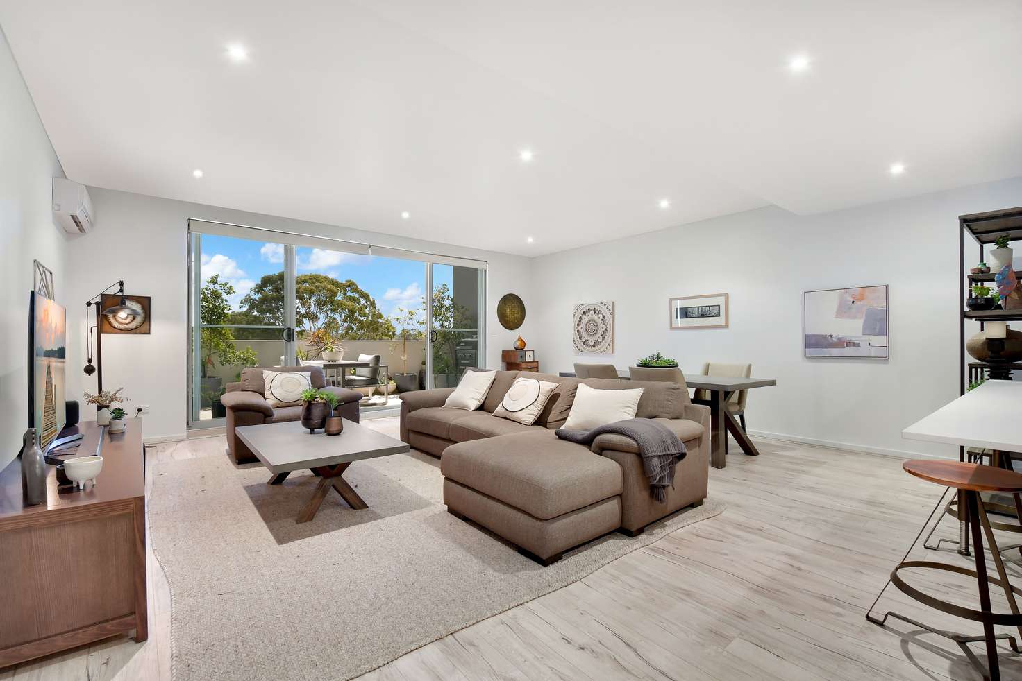 Main view of Homely unit listing, 27/31-35 Chamberlain Street, Campbelltown NSW 2560