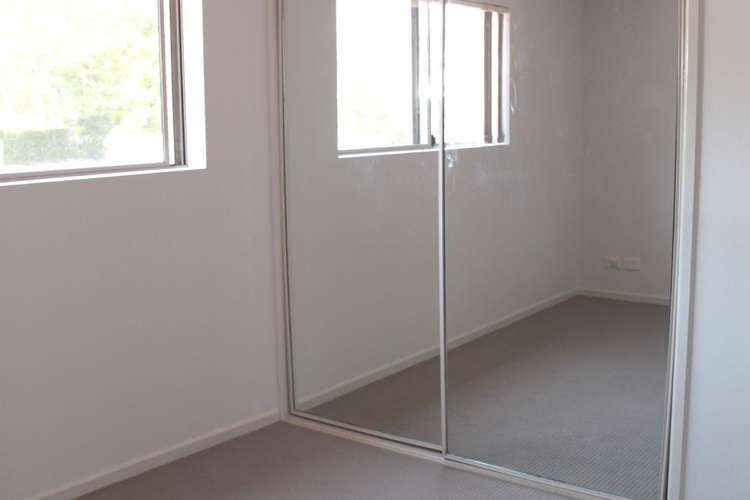 Fourth view of Homely unit listing, 5/21 Rise Street, Mount Gravatt East QLD 4122