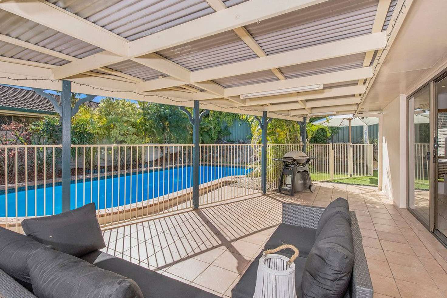 Main view of Homely house listing, 16 Urquhart Street, Carindale QLD 4152
