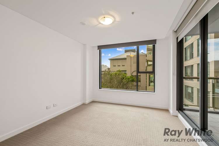 Third view of Homely apartment listing, 404/2 Dind Street, Milsons Point NSW 2061