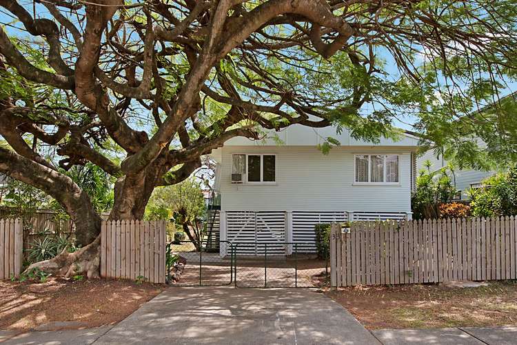 Second view of Homely house listing, 33 Orlando Road, Yeronga QLD 4104