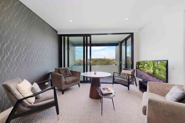 Main view of Homely unit listing, 504/2 Neild Avenue, Rushcutters Bay NSW 2011