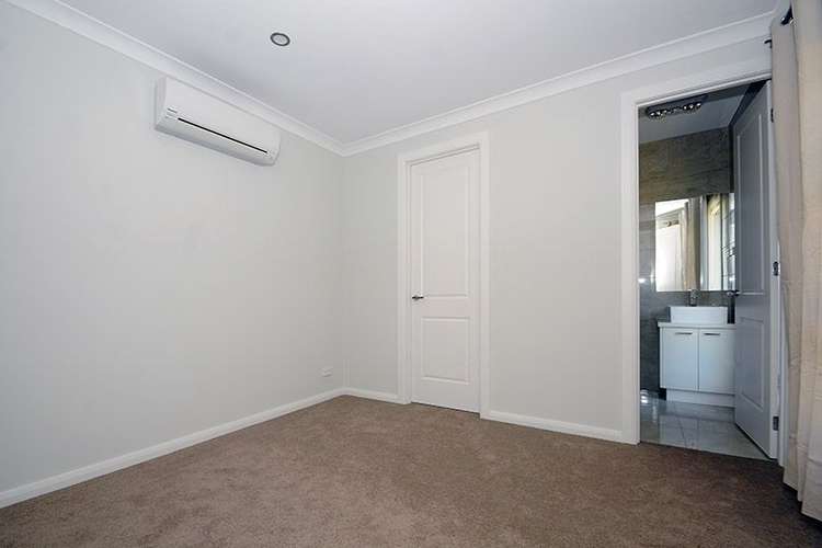 Fifth view of Homely townhouse listing, 3/5 Jacqueline Road, Mount Waverley VIC 3149