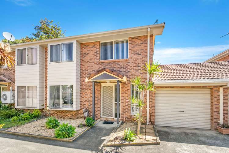 Main view of Homely townhouse listing, 2/19-21 Kingston Street, Oak Flats NSW 2529