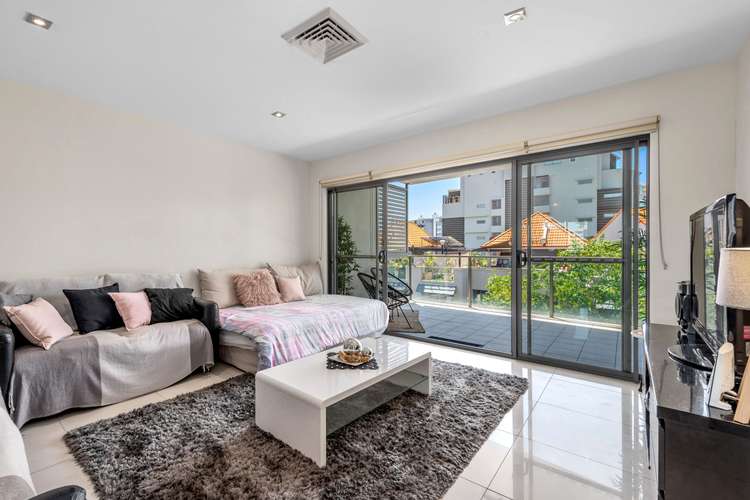 Third view of Homely unit listing, 10/215 Wellington Road, East Brisbane QLD 4169