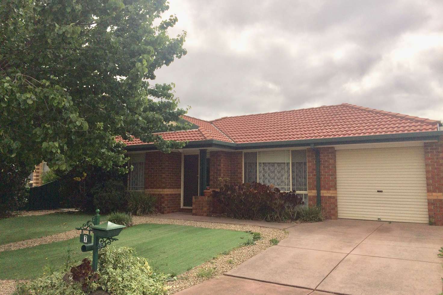 Main view of Homely house listing, 7 Diggers Place, Caroline Springs VIC 3023