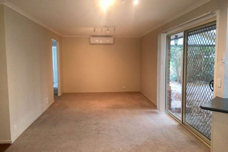 Fifth view of Homely house listing, 7 Diggers Place, Caroline Springs VIC 3023