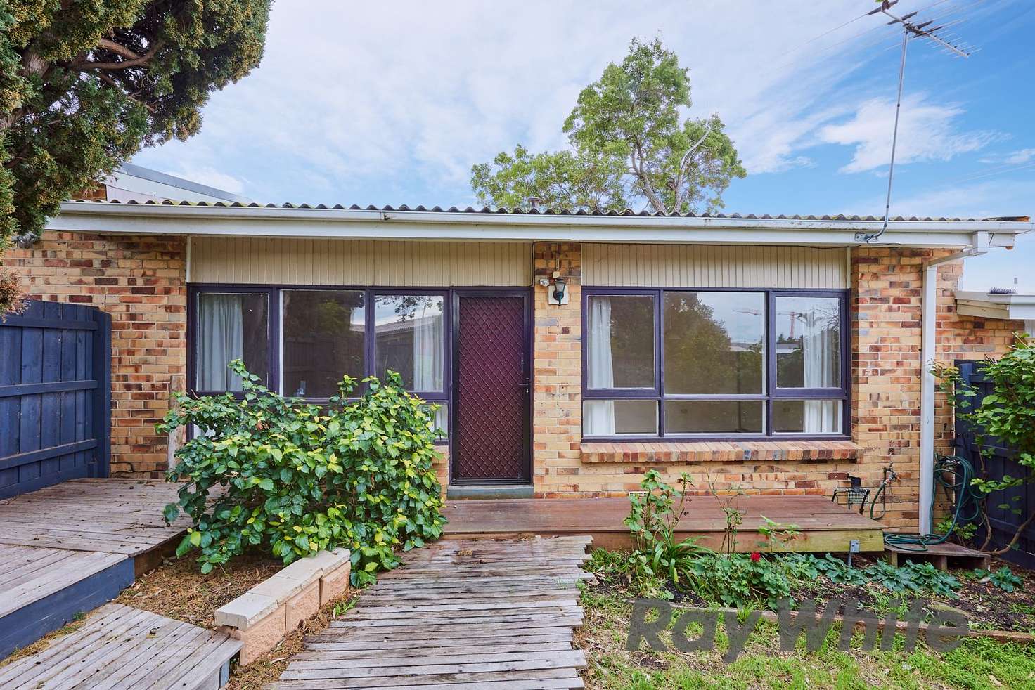 Main view of Homely unit listing, 18/42 Barkly Street, Mordialloc VIC 3195