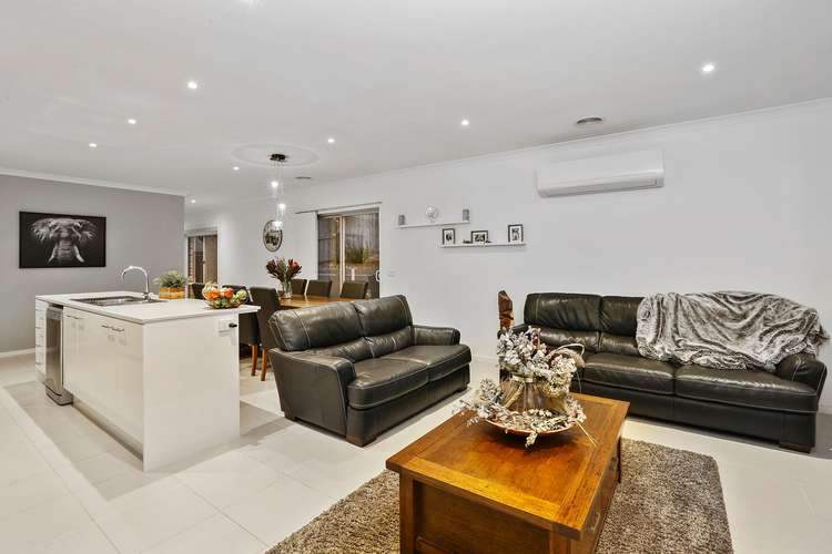 Fifth view of Homely house listing, 5 Floreat Avenue, Highton VIC 3216