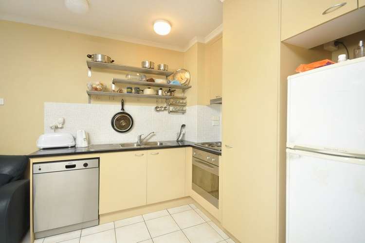 Third view of Homely unit listing, 3/89 Bay Terrace, Wynnum QLD 4178