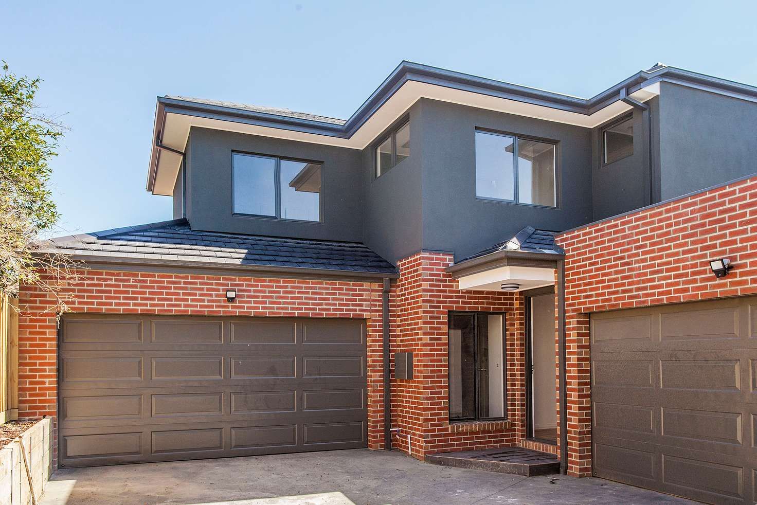 Main view of Homely townhouse listing, 2/9 Bega Street, Chadstone VIC 3148