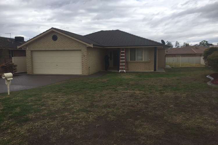 Main view of Homely house listing, 5 Minimbah Close, Tamworth NSW 2340