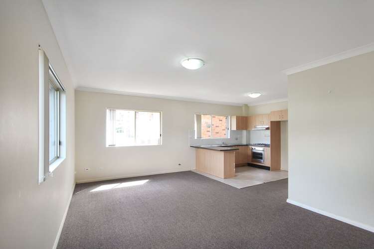Main view of Homely unit listing, 2/117 Coxs Road, North Ryde NSW 2113
