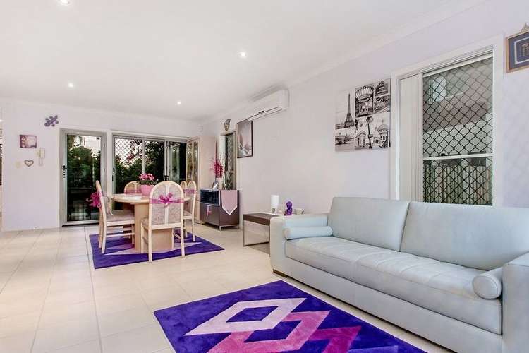 Fourth view of Homely house listing, 4/215 Benowa Road, Benowa QLD 4217