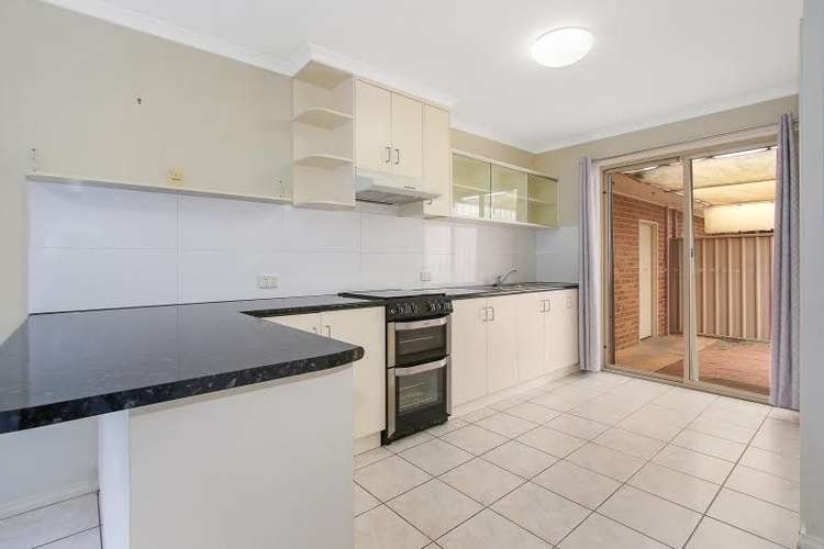 Main view of Homely unit listing, 1/472 Breen Street, Lavington NSW 2641