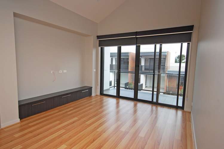Fifth view of Homely townhouse listing, 17 Monteith Place, Ballarat Central VIC 3350