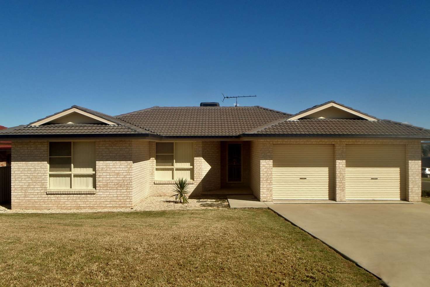 Main view of Homely house listing, 1 James Place, Tamworth NSW 2340