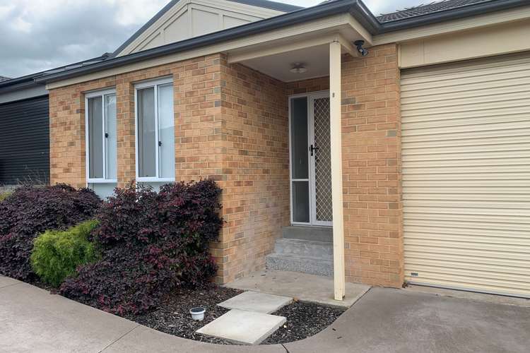 Second view of Homely house listing, 8 Telford Circuit, Drouin VIC 3818