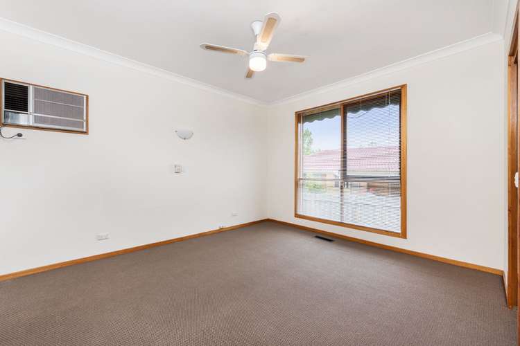 Fifth view of Homely house listing, 7 Wanaka Close, Rowville VIC 3178