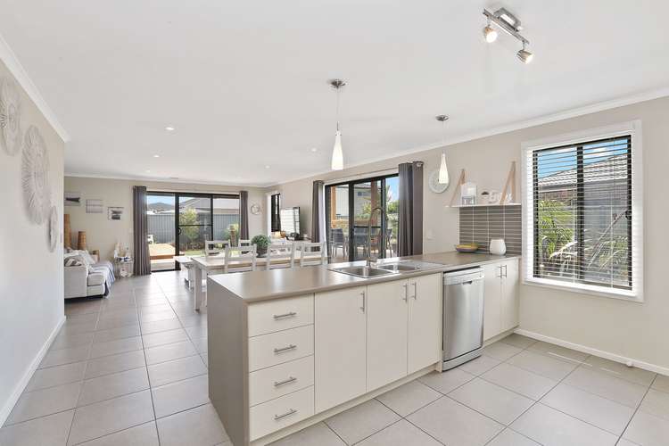Fourth view of Homely house listing, 18 Bluebill Court, Lara VIC 3212