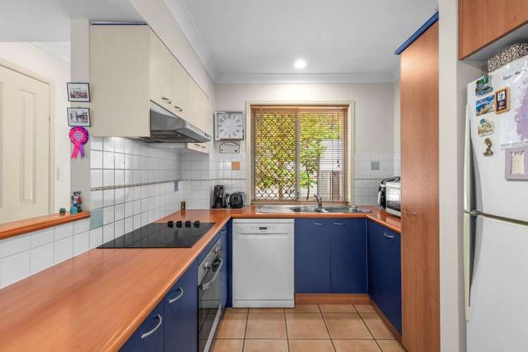 Sixth view of Homely townhouse listing, 1/22 Park Lane, Yeerongpilly QLD 4105