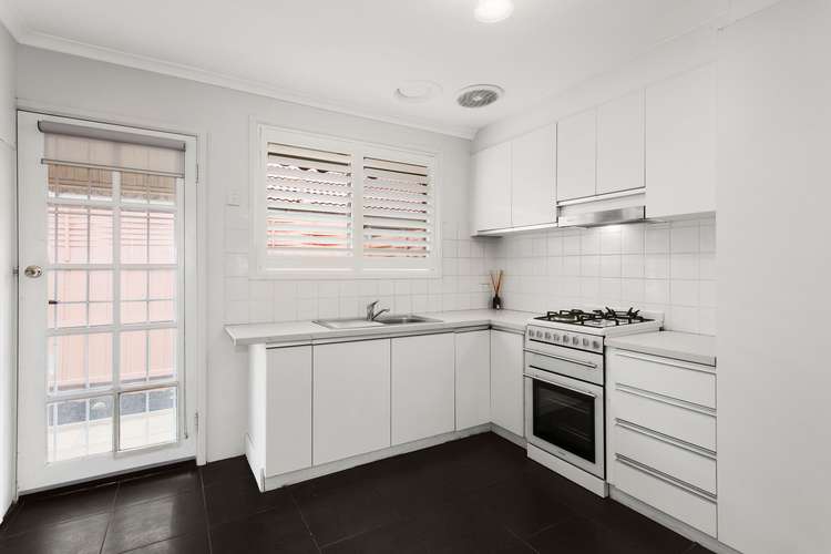 Main view of Homely unit listing, 2/138 Centre Dandenong Road, Cheltenham VIC 3192