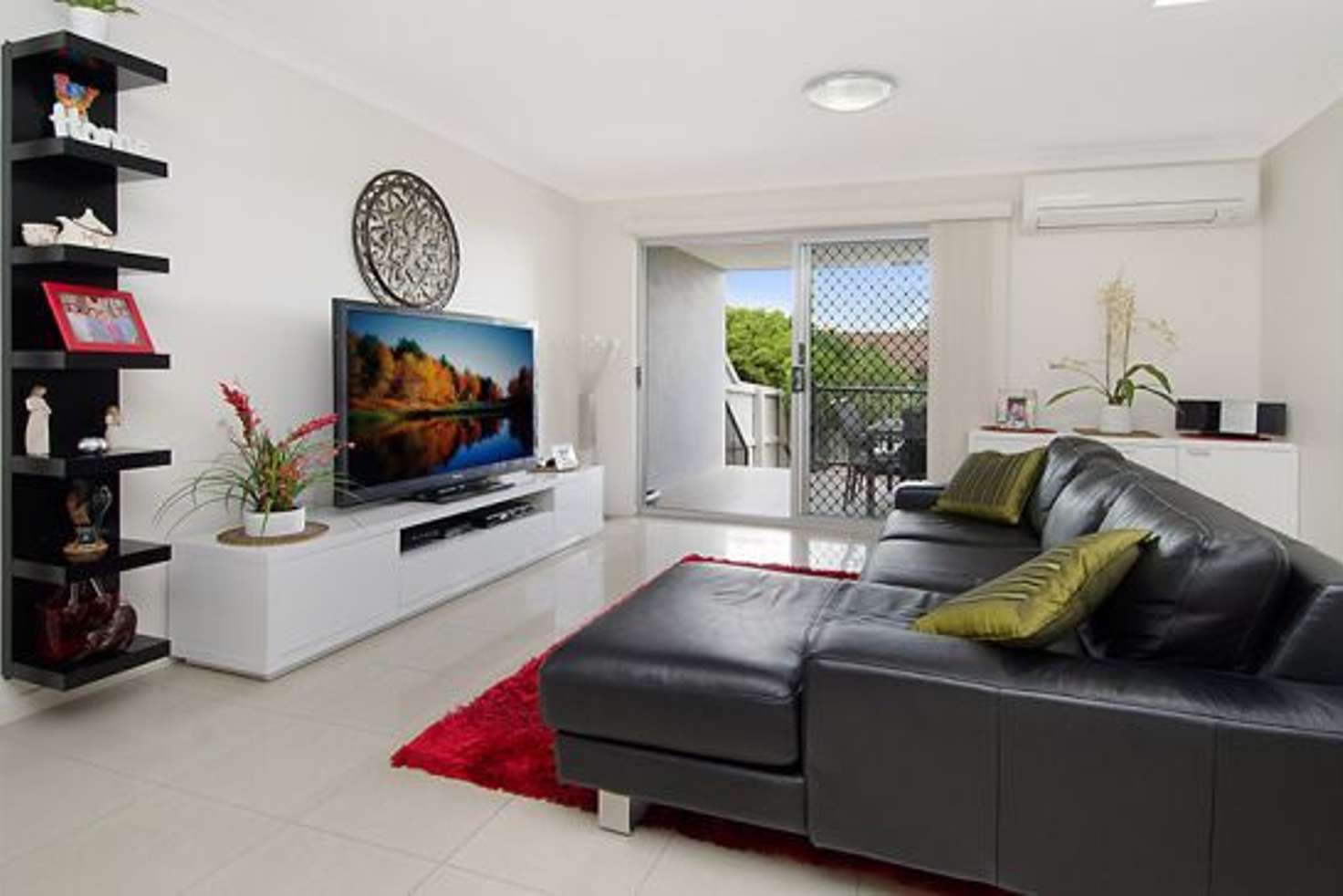 Main view of Homely unit listing, 3/15 Rolle Street, Holland Park West QLD 4121