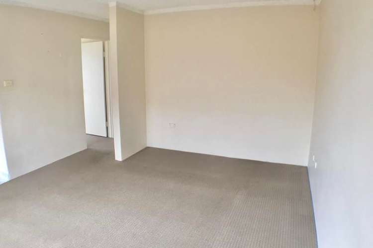 Second view of Homely unit listing, 5/4 UNSTED Crescent, Hillsdale NSW 2036