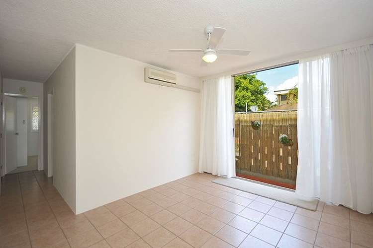 Third view of Homely unit listing, 2/27 Leonard Avenue, Surfers Paradise QLD 4217