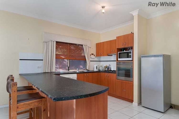 Fourth view of Homely house listing, 11 Maitland Place, Caroline Springs VIC 3023