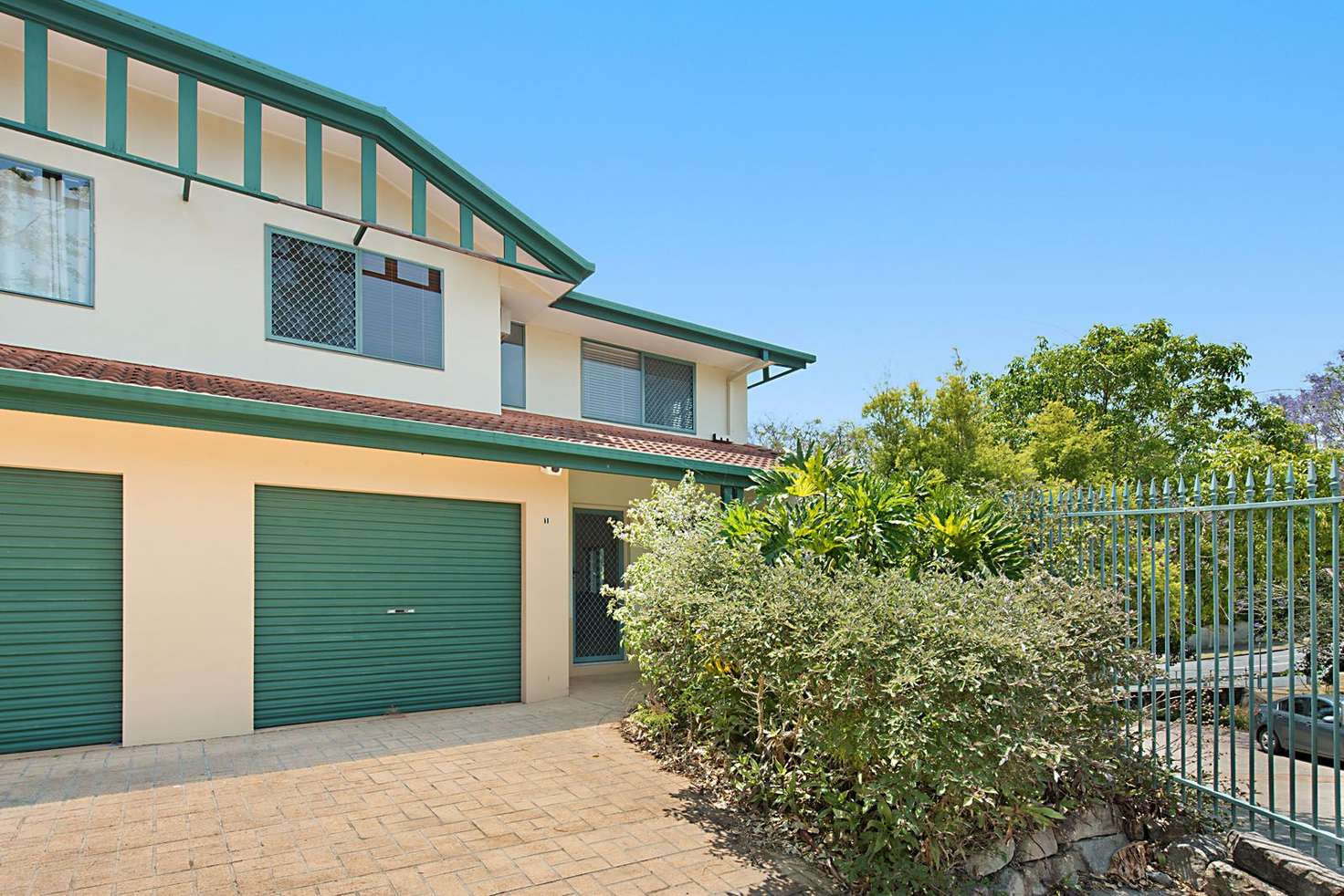 Main view of Homely townhouse listing, 1/96 Marshall Road, Holland Park West QLD 4121