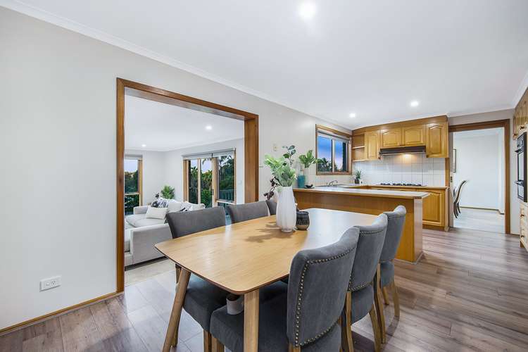 Second view of Homely house listing, 2 Katoomba Drive, Mulgrave VIC 3170