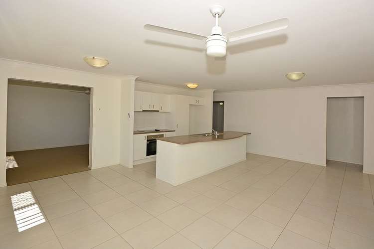 Fourth view of Homely house listing, 5 Peat Court, Nikenbah QLD 4655