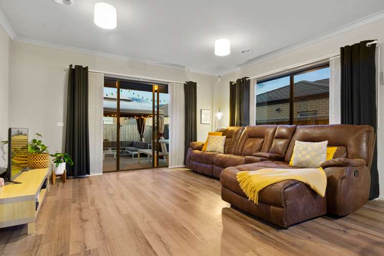 Sixth view of Homely house listing, 41 Treeve Parkway, Werribee VIC 3030