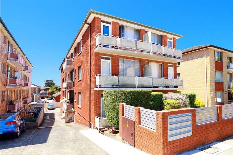 Main view of Homely unit listing, 5/70 Park Road, Hurstville NSW 2220