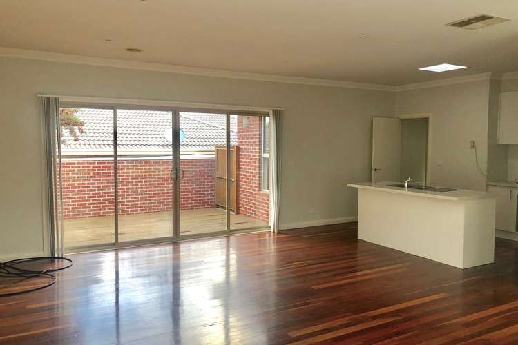 Fourth view of Homely unit listing, 1/4 Cash Grove, Mount Waverley VIC 3149