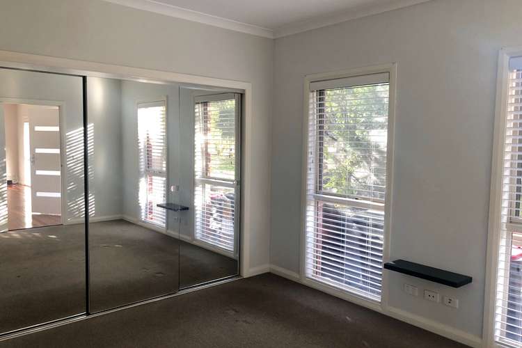 Fifth view of Homely unit listing, 1/4 Cash Grove, Mount Waverley VIC 3149