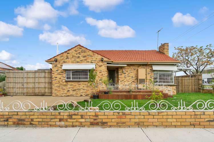 Main view of Homely house listing, 15 Raglan Street, Maidstone VIC 3012