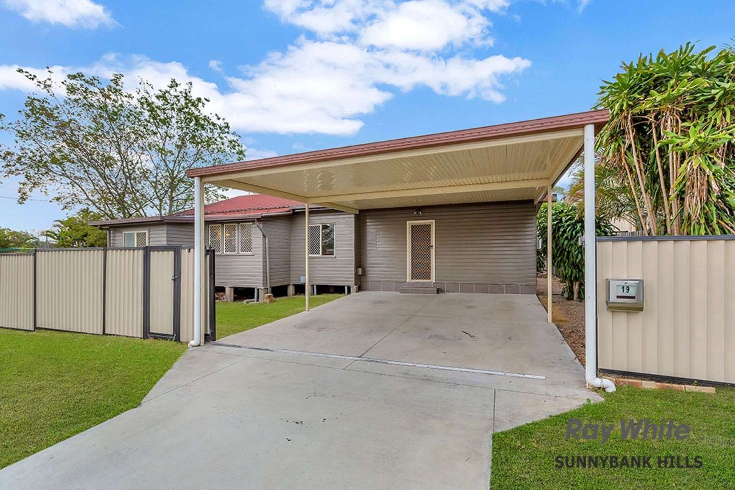 Main view of Homely house listing, 19 Selsey Street, Runcorn QLD 4113