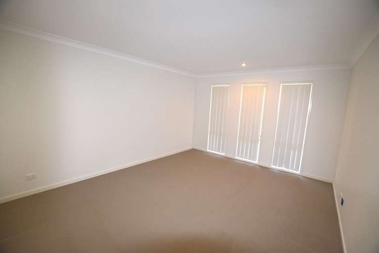 Fourth view of Homely house listing, 33 Wattle Street, New Auckland QLD 4680