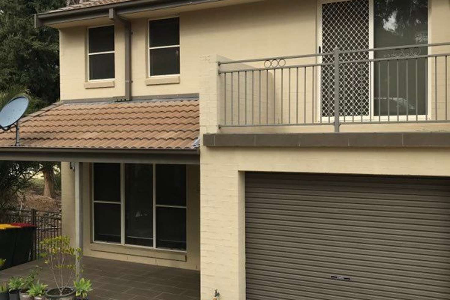 Main view of Homely townhouse listing, 1/10 Nyrang Avenue, Tamworth NSW 2340