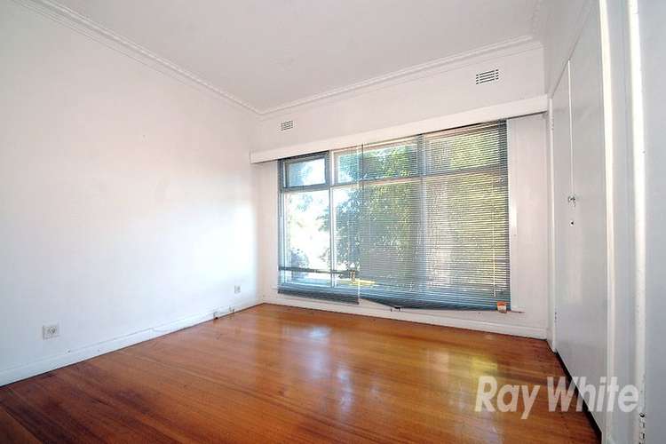 Fourth view of Homely house listing, 4 Meadow Crescent, Mount Waverley VIC 3149