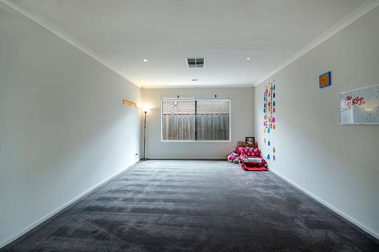 Fourth view of Homely house listing, 8 Tiarella Street, Point Cook VIC 3030
