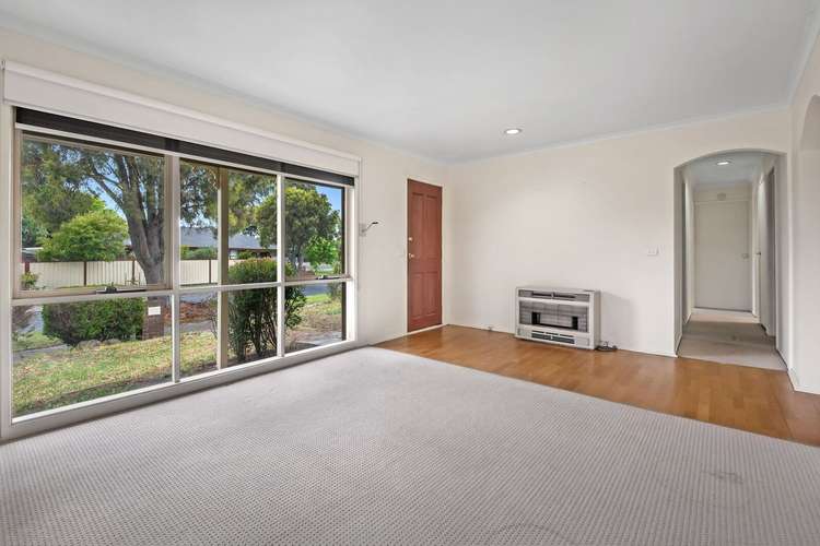 Fifth view of Homely house listing, 3 Jasmine Drive, Mill Park VIC 3082