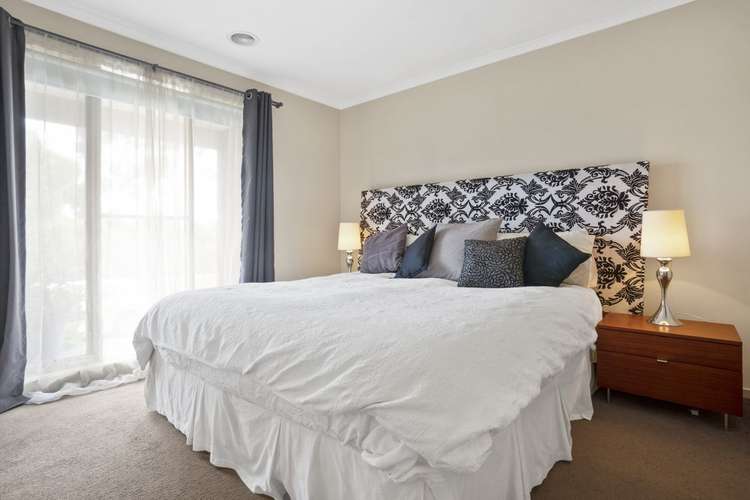 Seventh view of Homely house listing, 7 Paringa Pass, Wyndham Vale VIC 3024