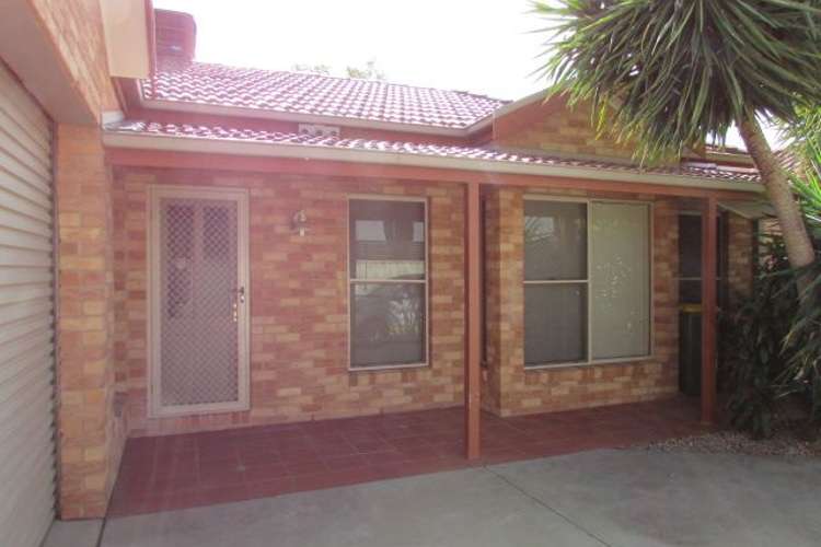 Main view of Homely townhouse listing, 2/211 High Street, Echuca VIC 3564
