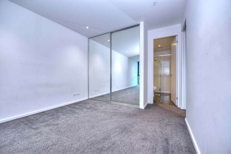 Fifth view of Homely apartment listing, 2502/151 City Road, Southbank VIC 3006