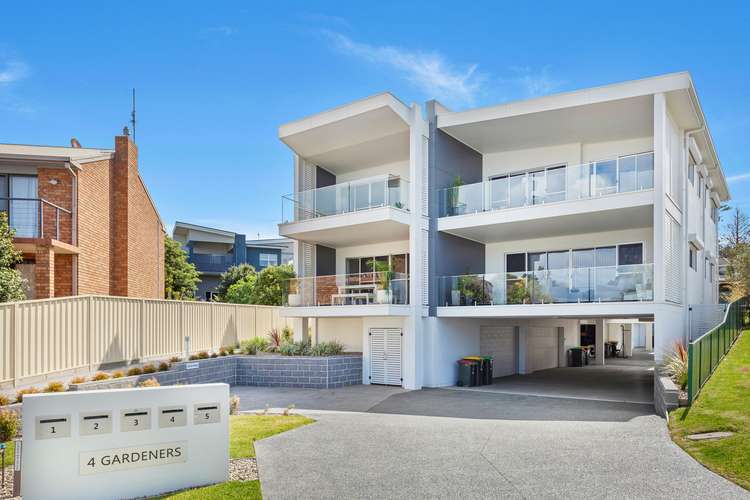 Second view of Homely townhouse listing, 1/4 Gardeners Crescent, Shellharbour NSW 2529